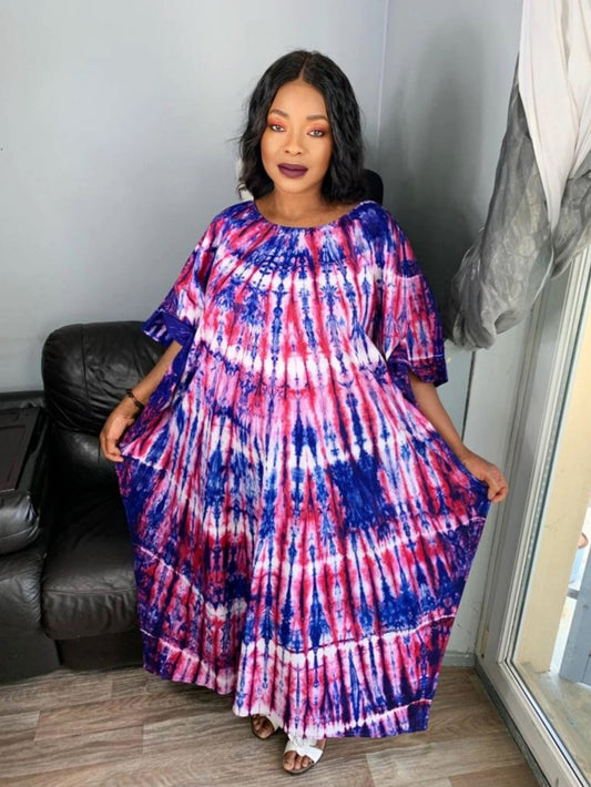 Mehrfarbiges langes Batikkleid