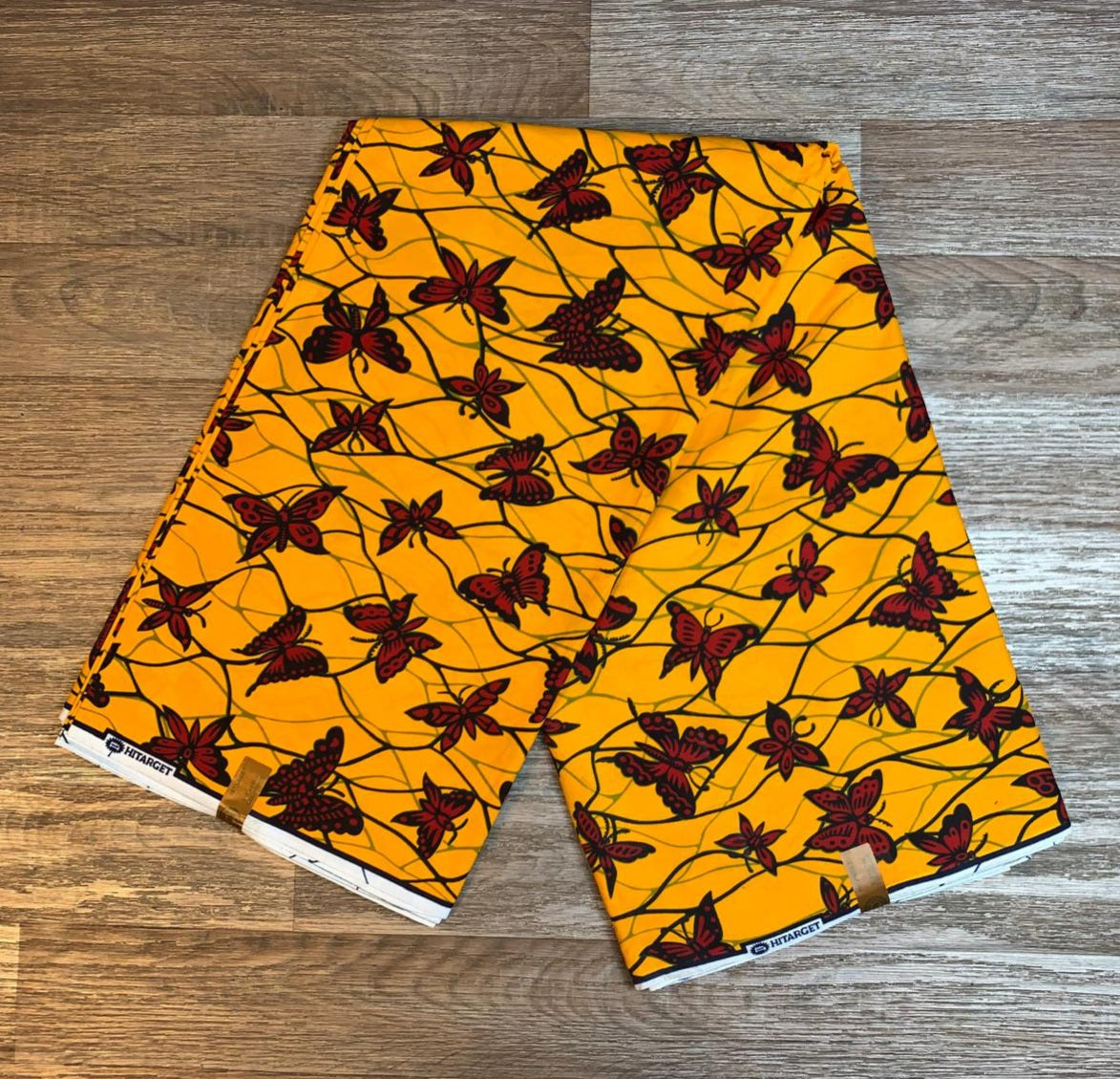 Tissus Wax Africain 100% Coton Ankara 1 à 6 yards Wax Hitarget Rouge. Papillon