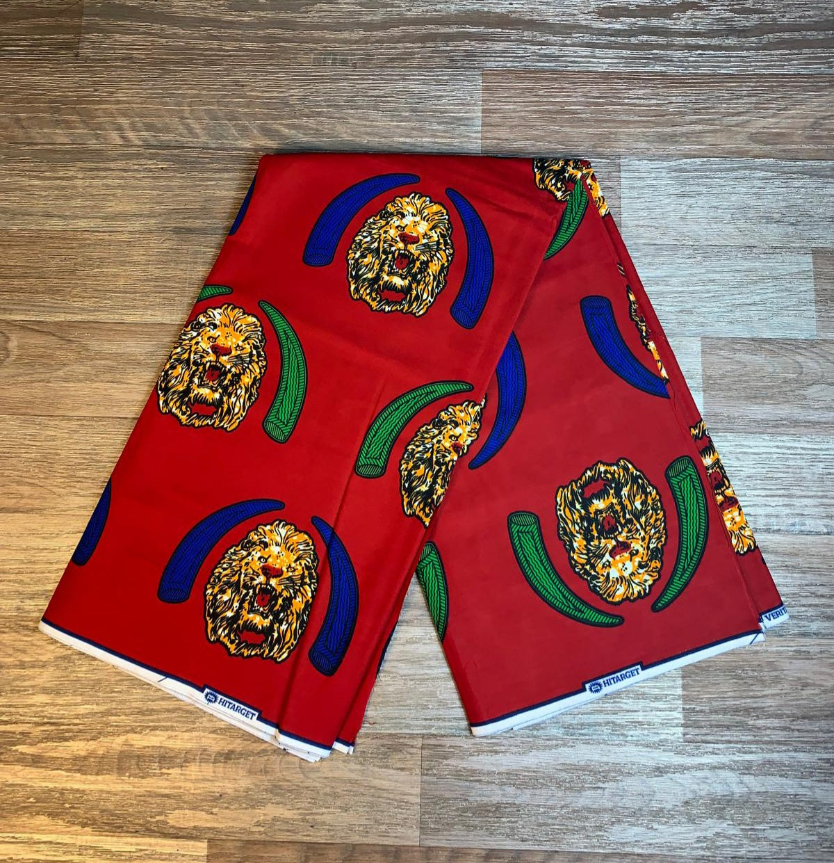 Tissus Wax Africain 100% Coton Ankara 1 à 6 yards Wax Hitarget Authentique motif : Tête de Lion