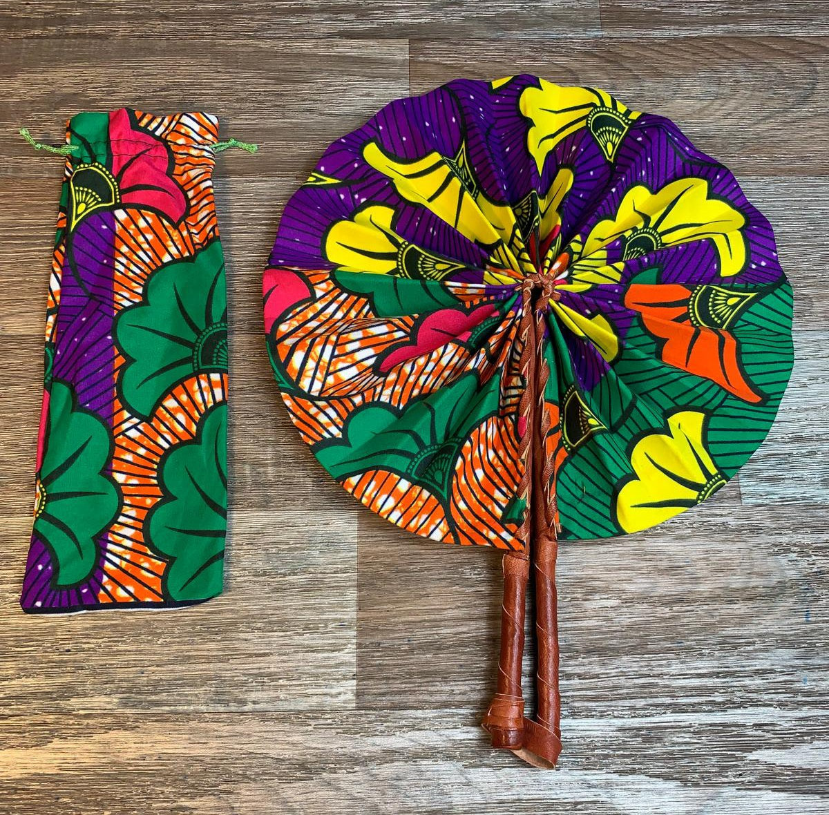 Wachsfächermuster: Bunte Hochzeitsblumen