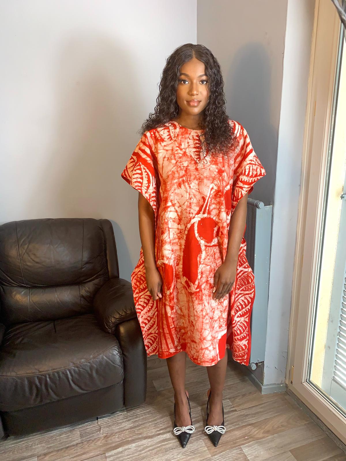 Batik-Kleid-Muster: Rote Kaffeebohnen