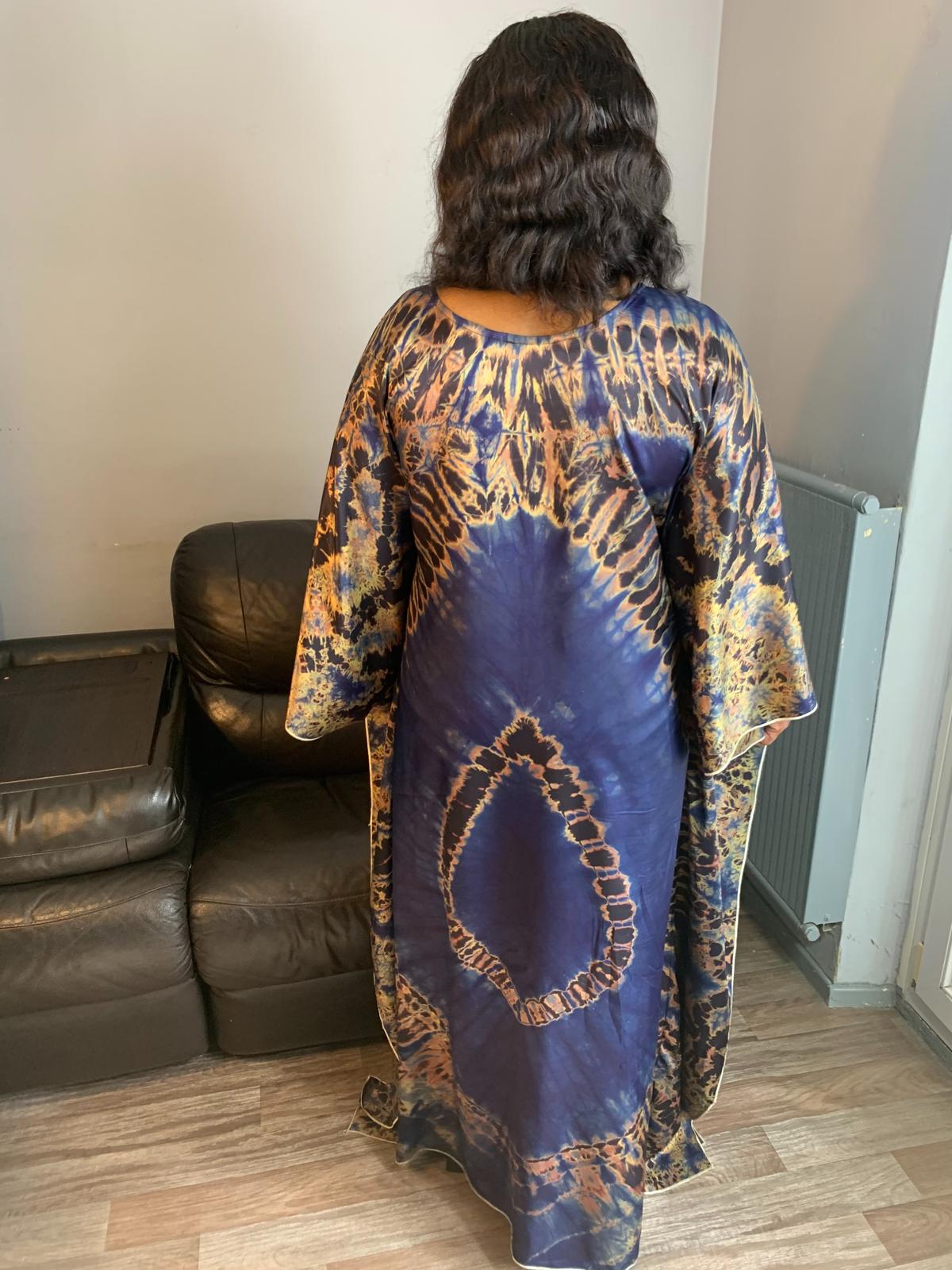 Boubou en Soie Adiré Caftan Bleu - Robe Longue 100% Soie Tie and Dye Adire Silk Batik