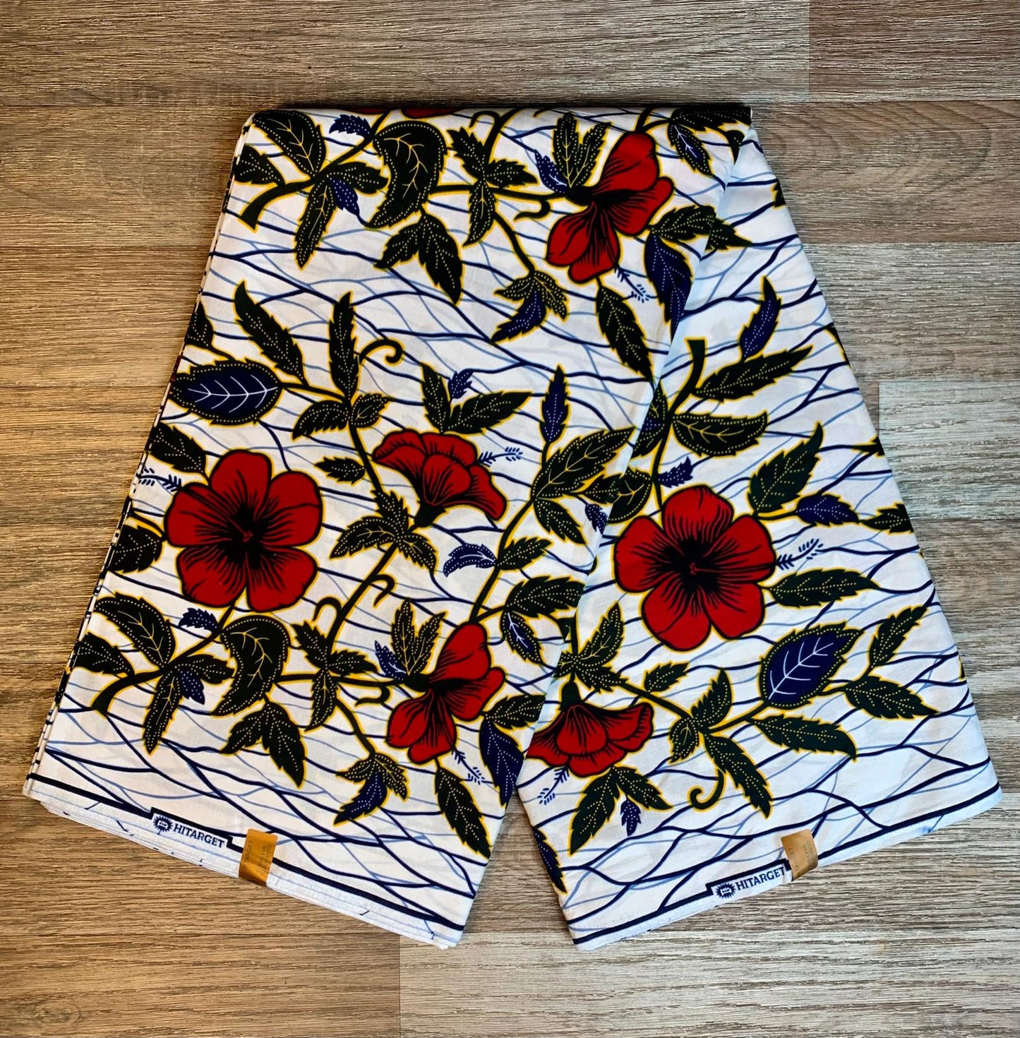 Tissus Wax Africain 100% Coton Ankara Design 1 à 12 yards Wax Hitarget Authentique motif : Hibiscus Blanc Rouge