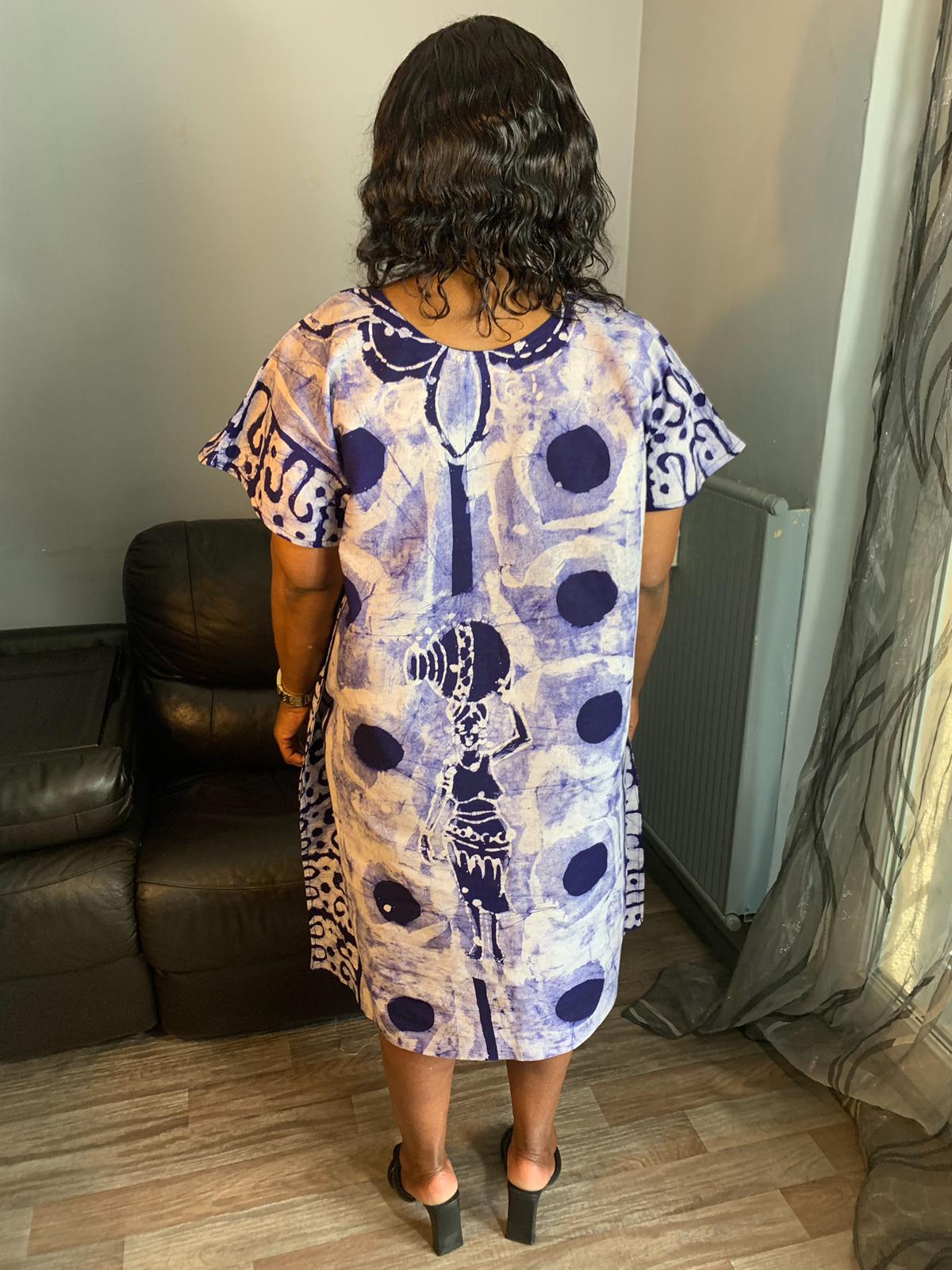 Batikkleid-Muster: Blaue Dame