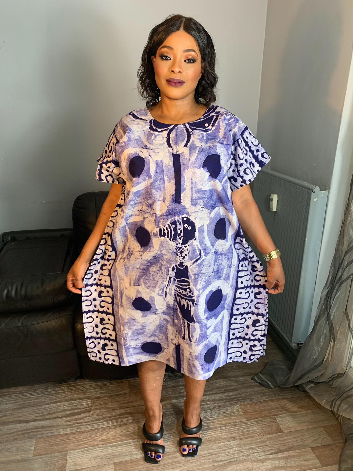 Batikkleid-Muster: Blaue Dame