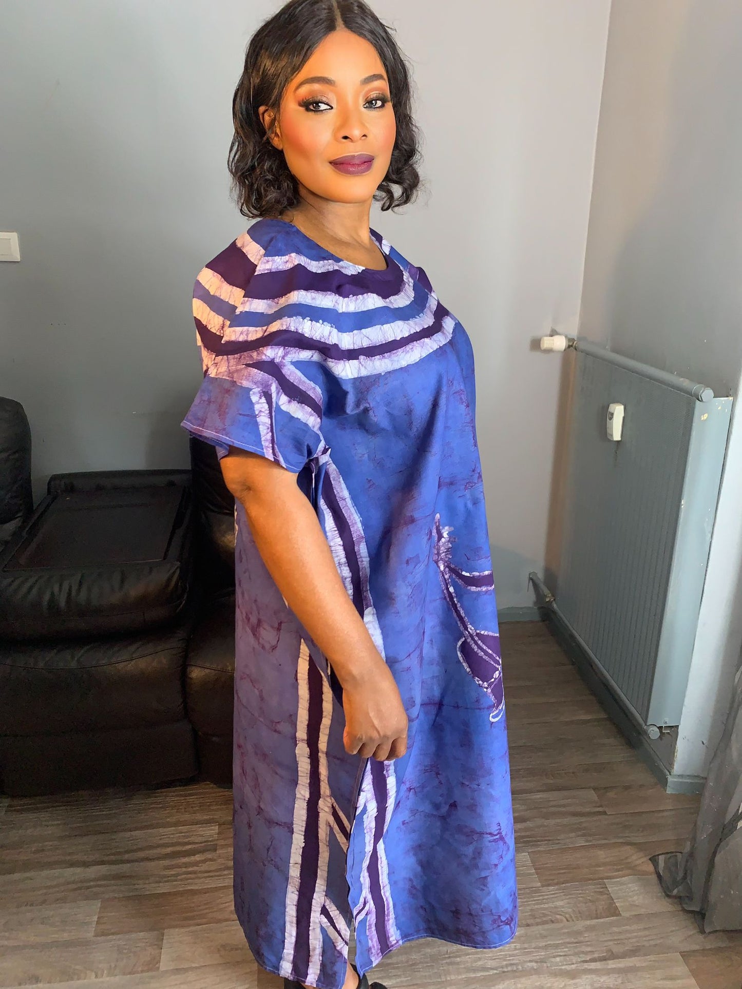 Robe Batik Bleu tye and dye Artisanale Design, motif guitare, coton.