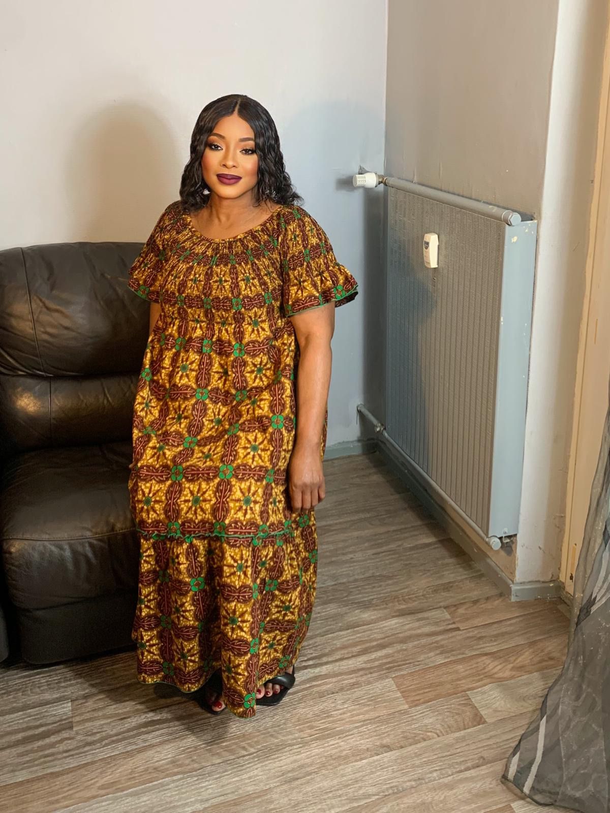Robe Wax Africain Ovale.