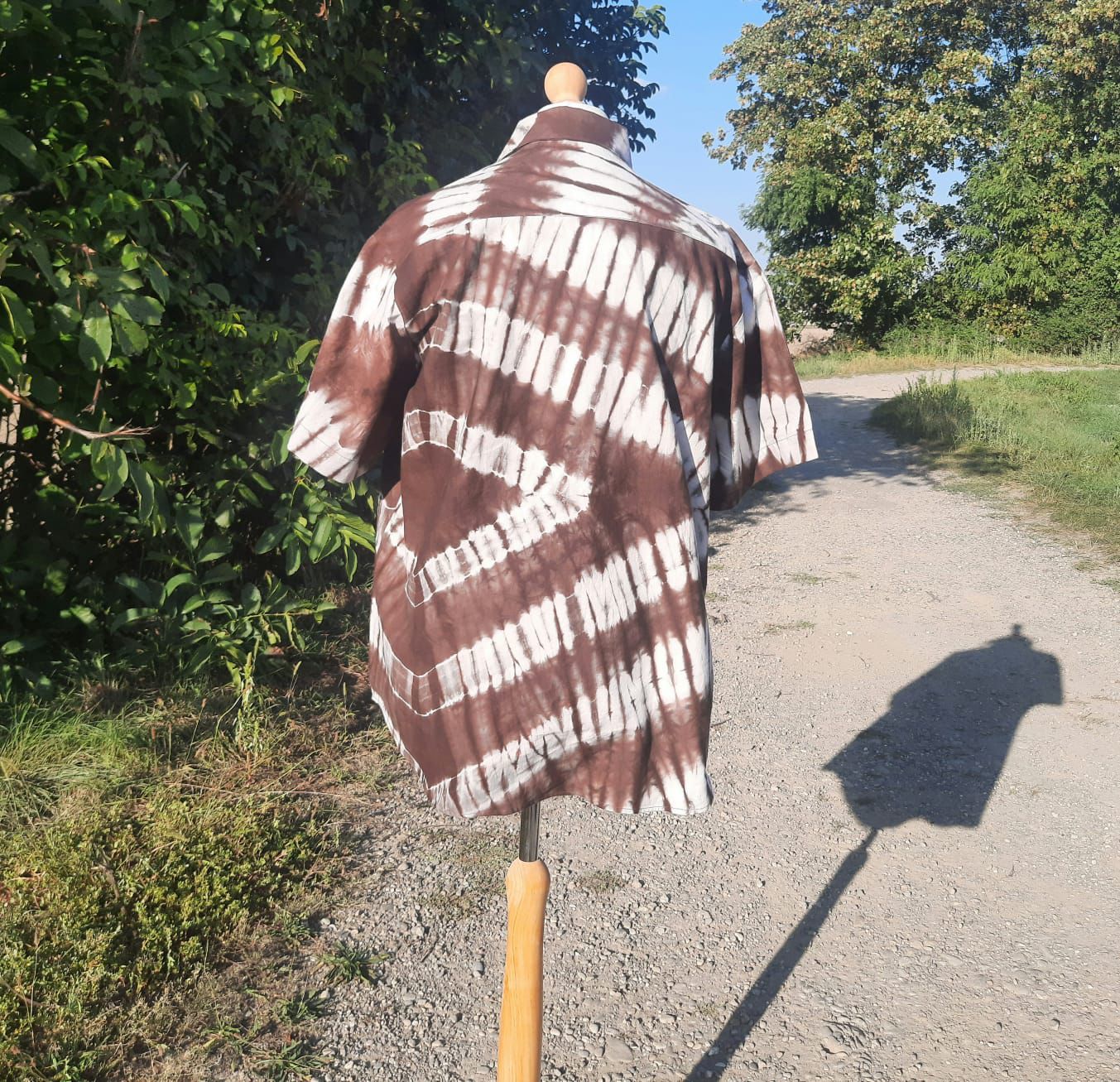 Indigobraun gewaschenes Tye and Dye Ankara Adiré Shirt, 100 % sehr weiche Baumwolle