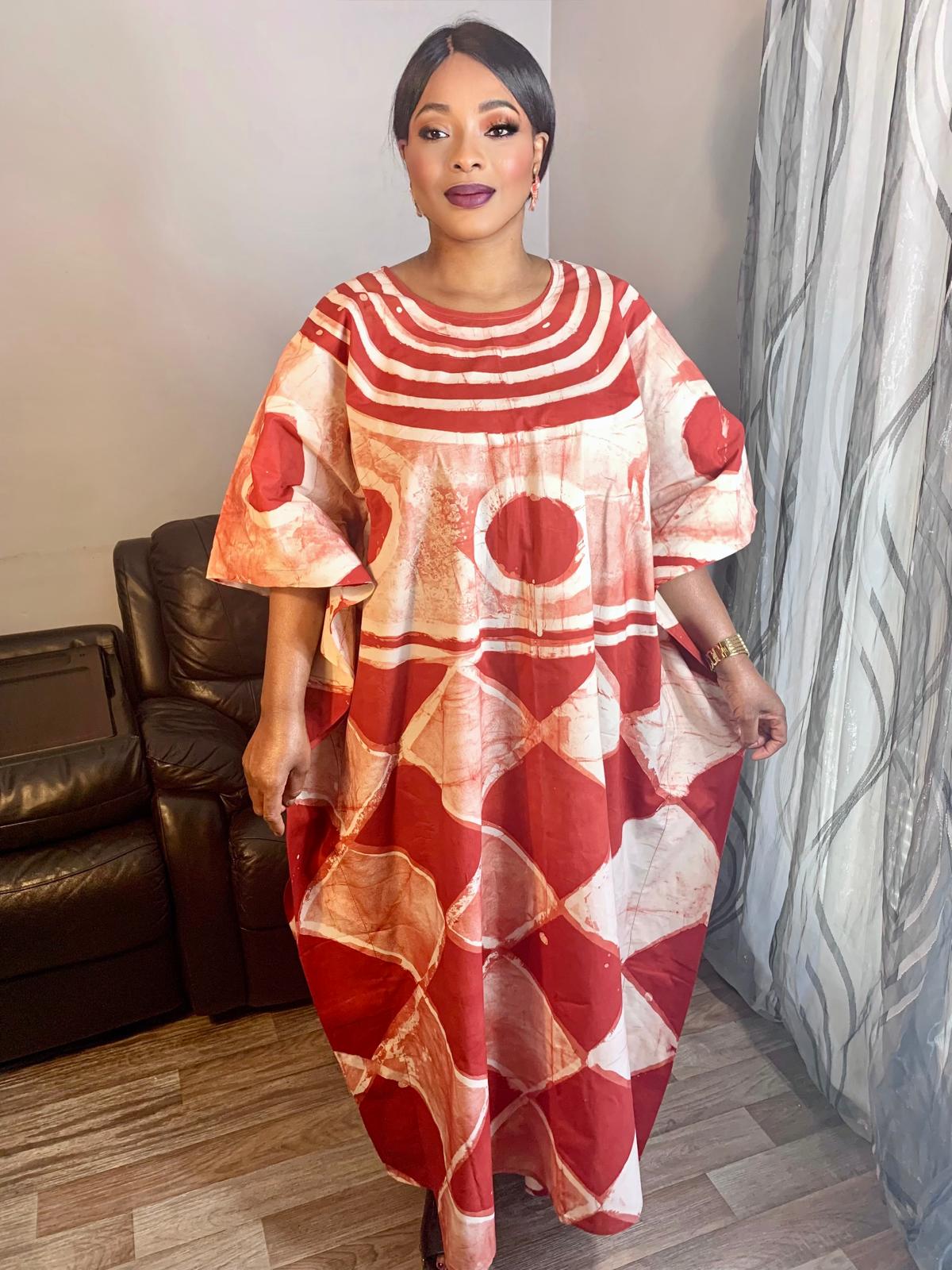 Dunkelrotes Batik-Adire-Langkleid mit Kreismuster, handgefertigt, 100 % Baumwolle