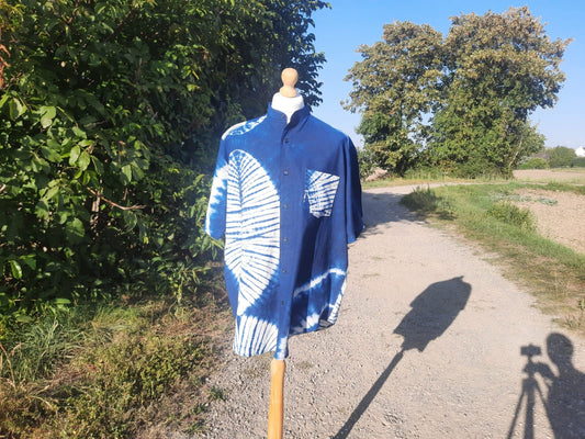 Indigo Herrenhemden mit Stehkragen, Hemd: Übergröße, 100 % Baumwolle, Blau und Weiß.
