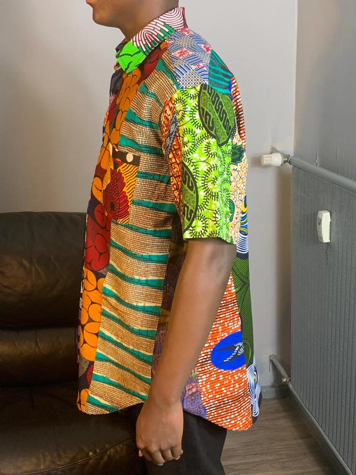 Chemise Homme Wax Patchwork Avec Col Ankara Colorée 100%Coton Doux Multicolore.