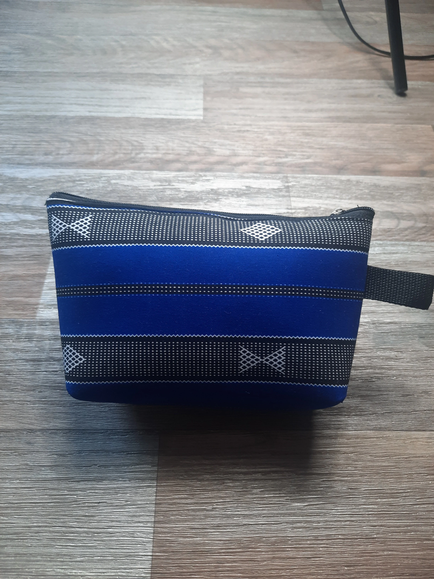 Toiletry bag in Wax and faux leather - Versatile makeup bag for travel
