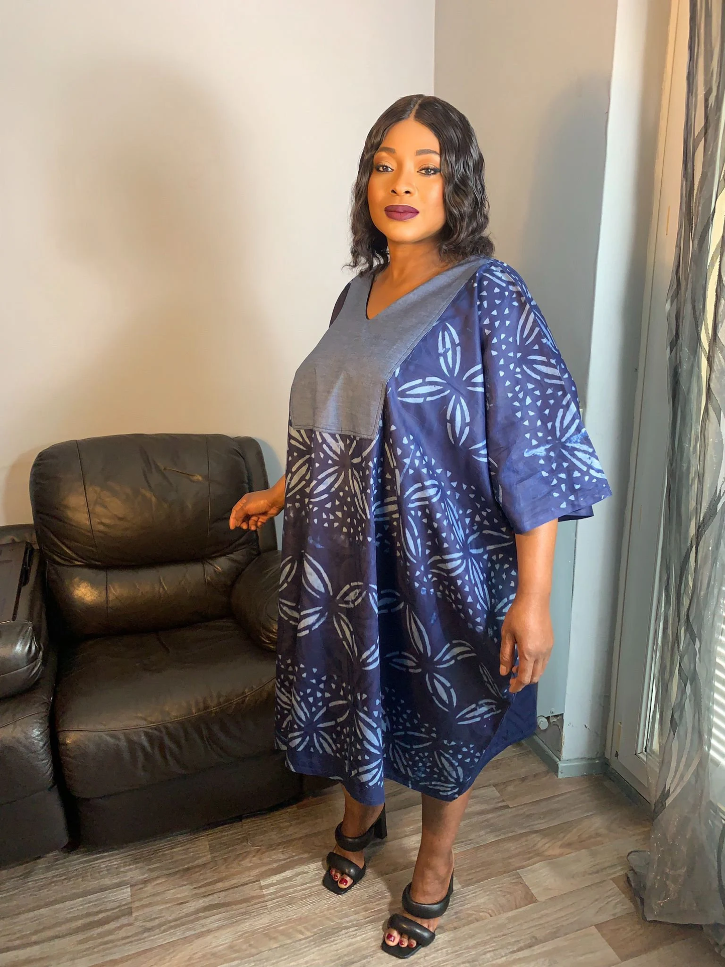 Robe femme, indigo , batik , kampala, Adire Tye and Dye.