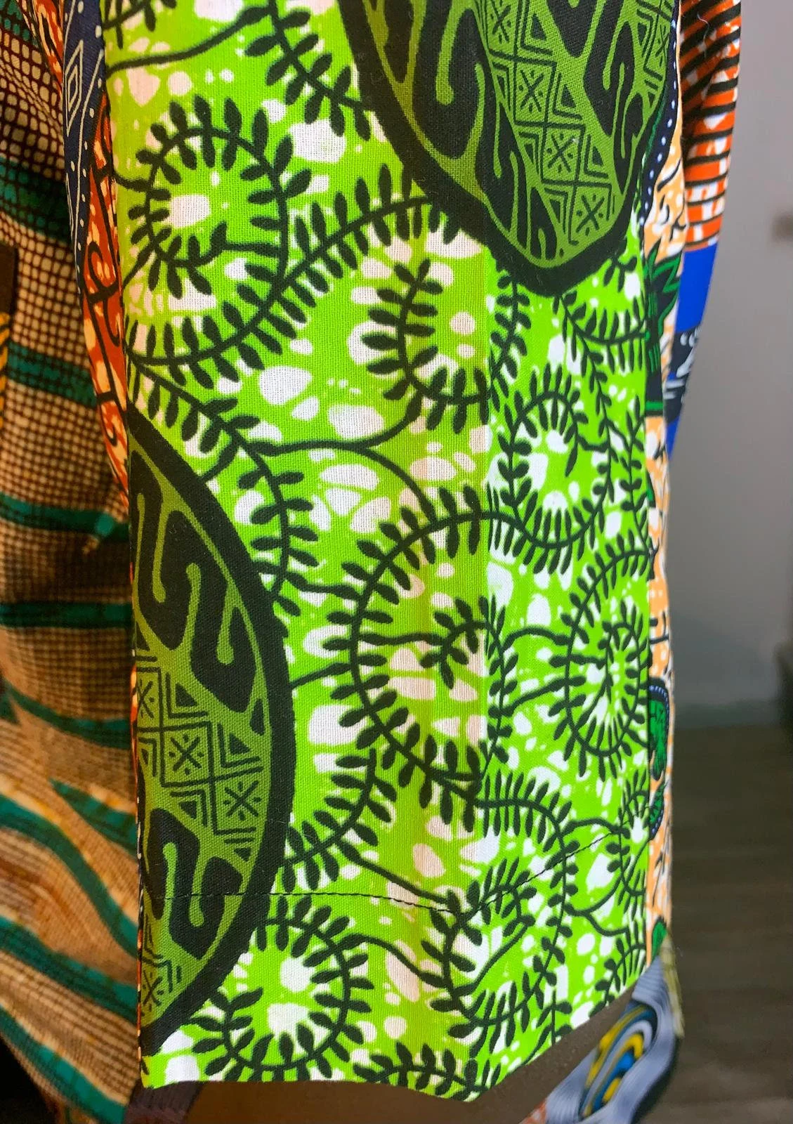 Chemise Homme Wax Patchwork Avec Col Ankara Colorée 100%Coton Doux Multicolore.