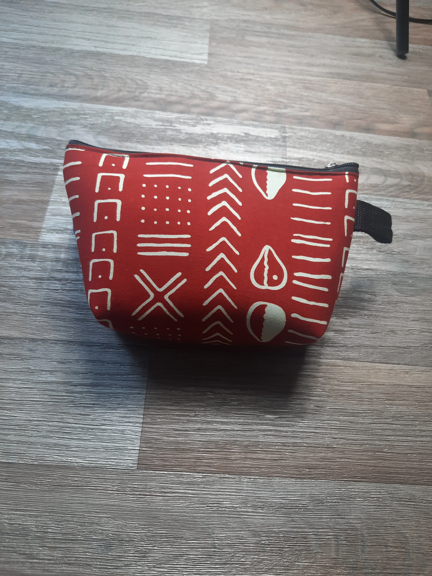 Toiletry bag in Wax and faux leather - Versatile makeup bag for travel