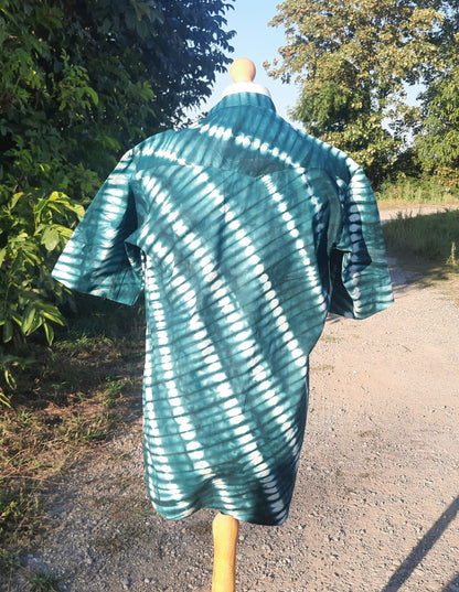 Chemise Batik Kampala Adire Wax Vert en Coton Homme - Teint à la Main