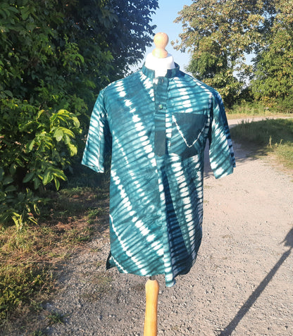 Chemise Batik Kampala Adire Wax Vert en Coton Homme - Teint à la Main