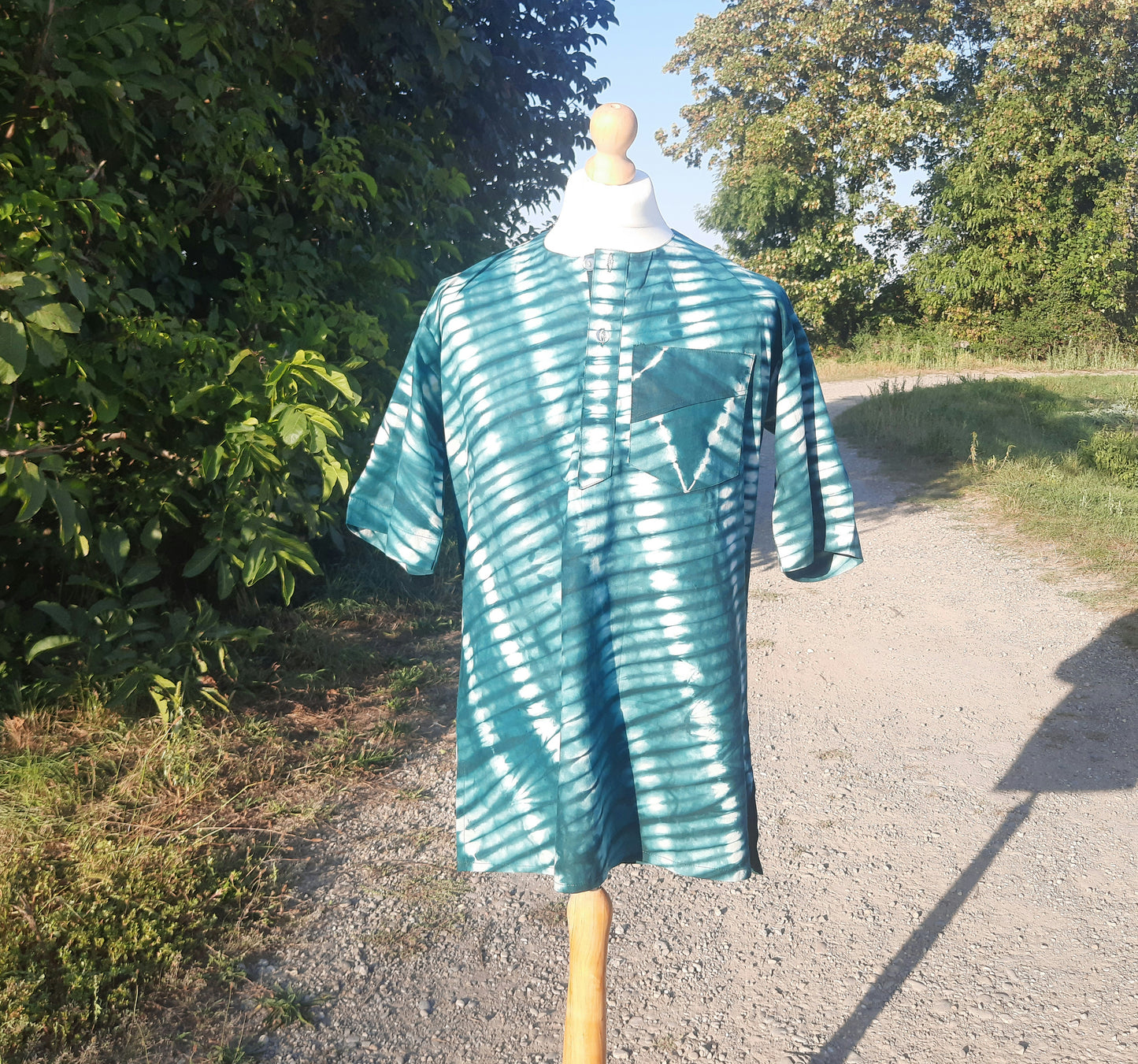 Chemise Batik Kampala Adire Wax Vert en Coton Homme - Teint à la Main