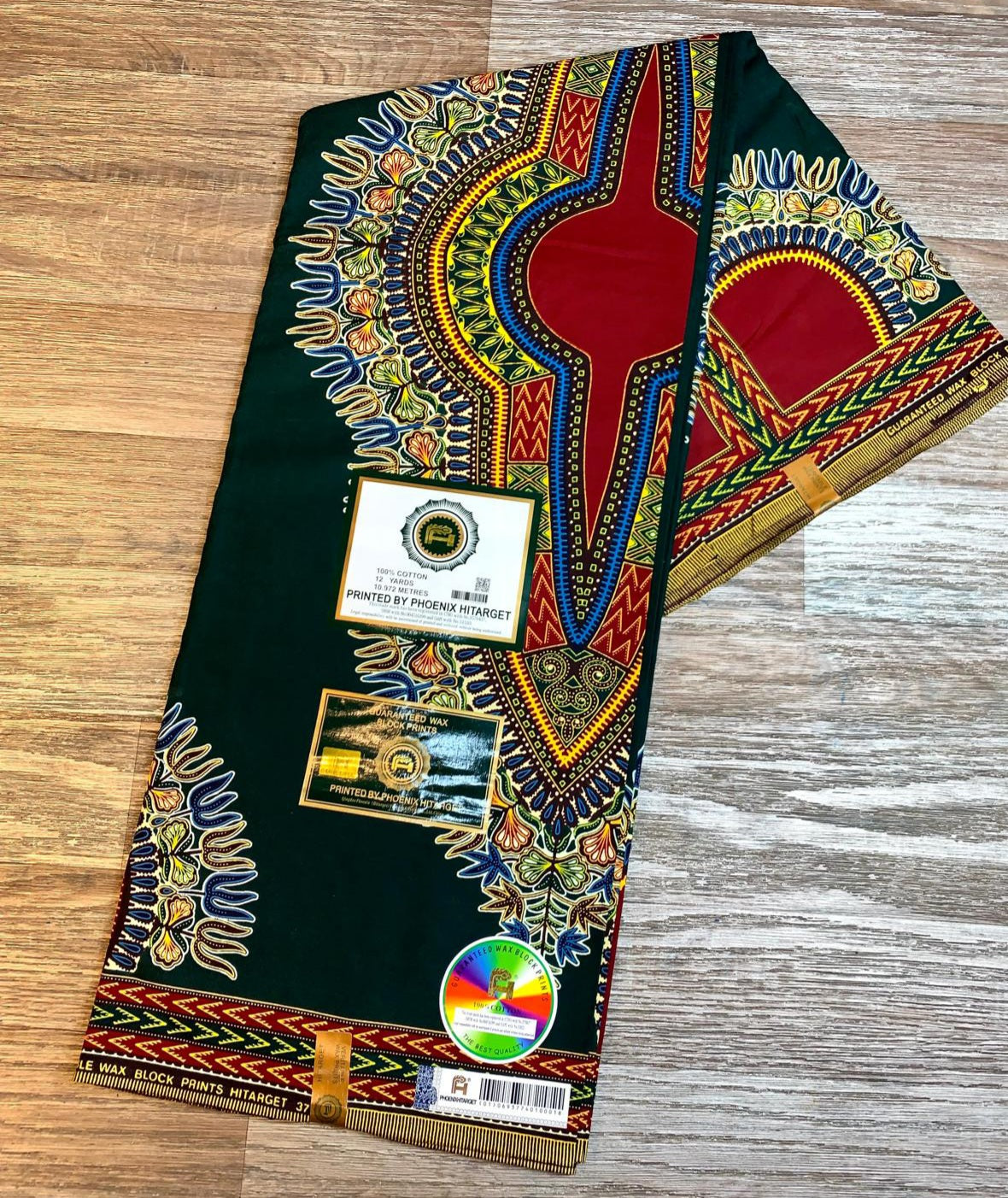 Tissus Wax Africain 100% Coton Ankara Design 6 yards Wax Hitarget Authentique motif :Dashiki Vert et Rouge.