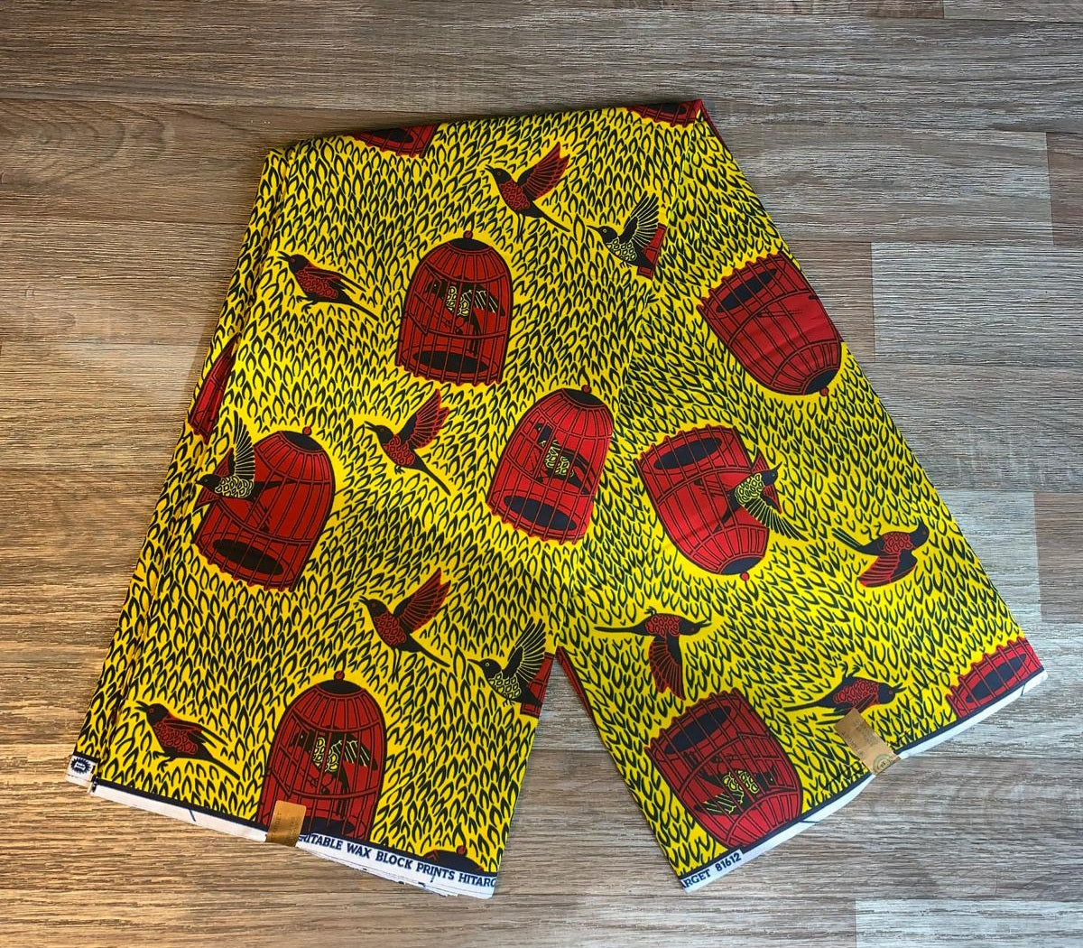 Tissus Wax Africain 100% Coton Ankara Design 1 à 6 yards Wax Hitarget Authentique motif : Oiseaux en cages.