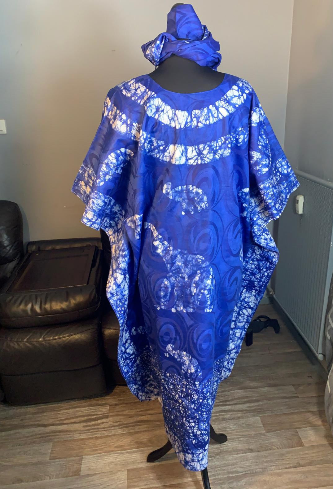 Robe Longue Bazin Batik Style Bohème a Motifs avec Foulard 100% Coton très doux design art