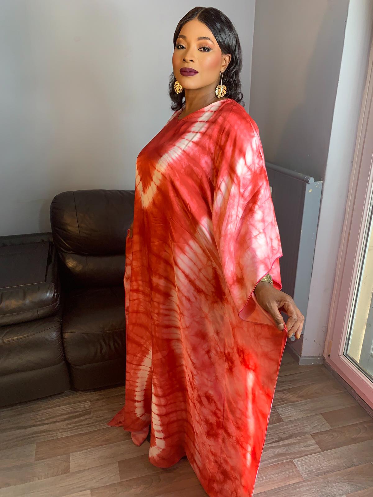 Boubou en Soie Adiré Caftan Rouge - Robe Longue Soie Tie and Dye Adire Silk Batik