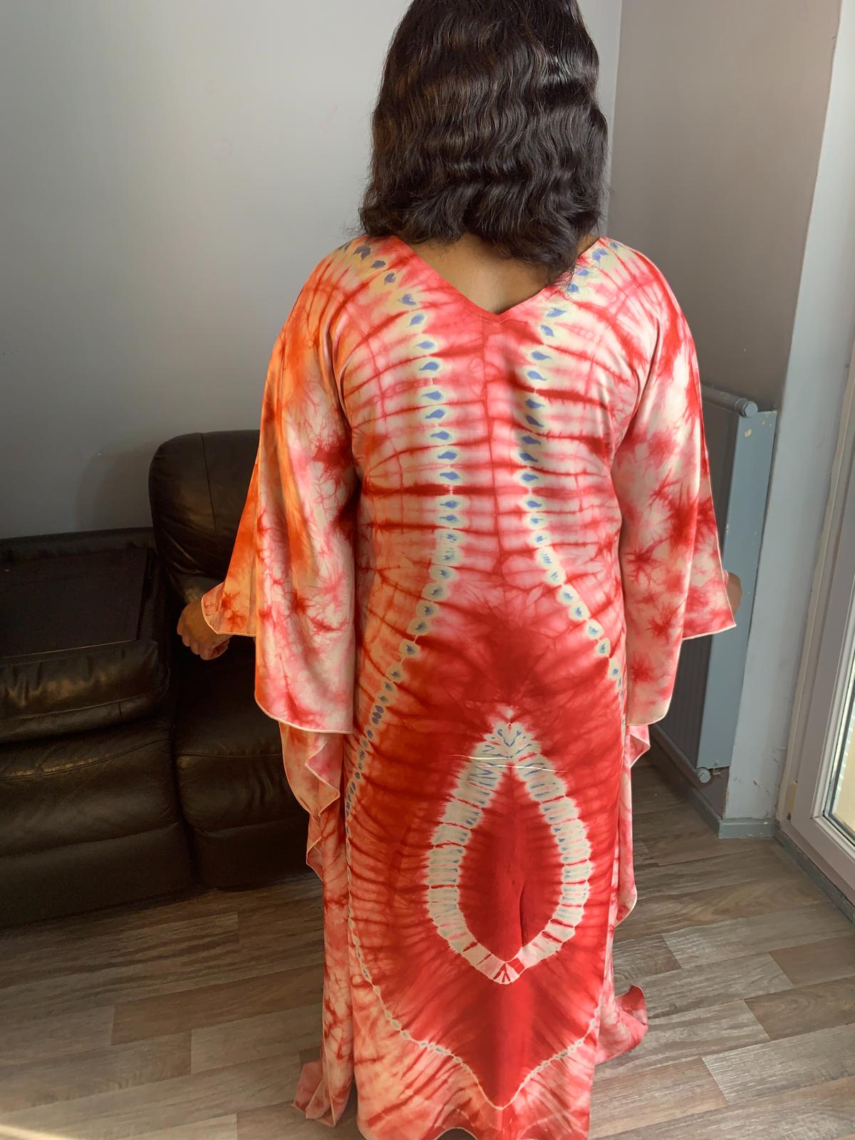 Boubou en Soie Adiré Caftan Rouge Blanc  - Robe Longue Soie Tie and Dye Adire Silk Batik