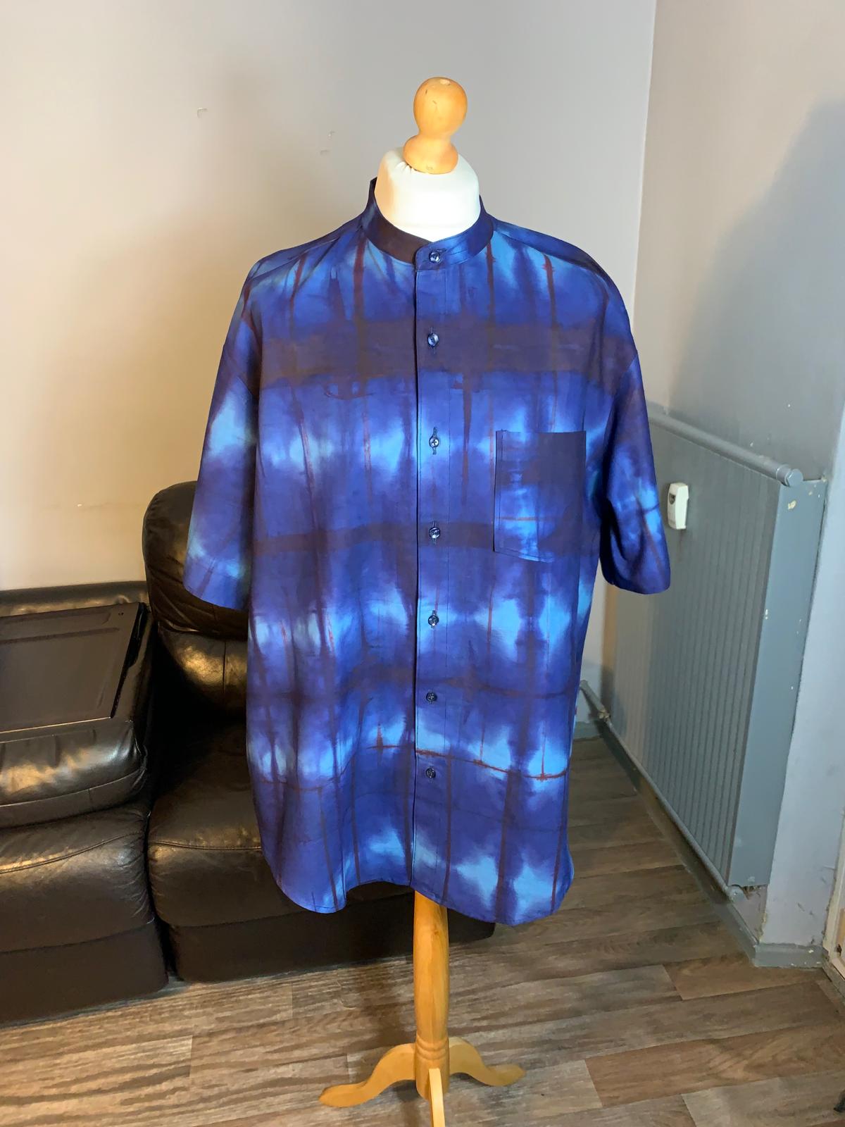 Indigo-Herrenhemd, Batik, Marineblau, Türkis, Kollektion, Stehkragen, Vintage Yoruba.