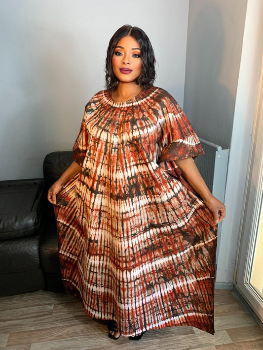 Langes Kleid, Batik, einzigartiges Design. Tie and Dye, mehrfarbig, einzigartiges Modell, Baumwolle.