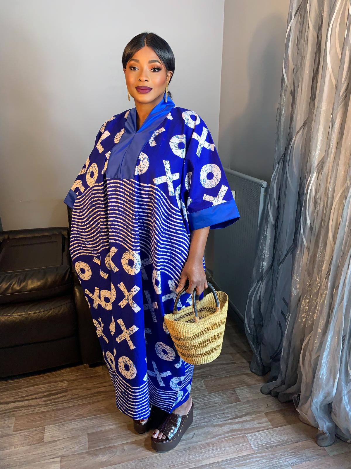 Robe Wax Duchesse Bleu avec Col Ankara Design wax 100%Coton