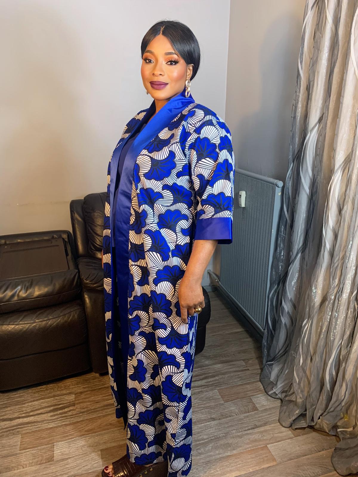 Kimono wax et duchesse Long Bleu. Wax Motif Fleurs de Mariages Caftan, Kaftan