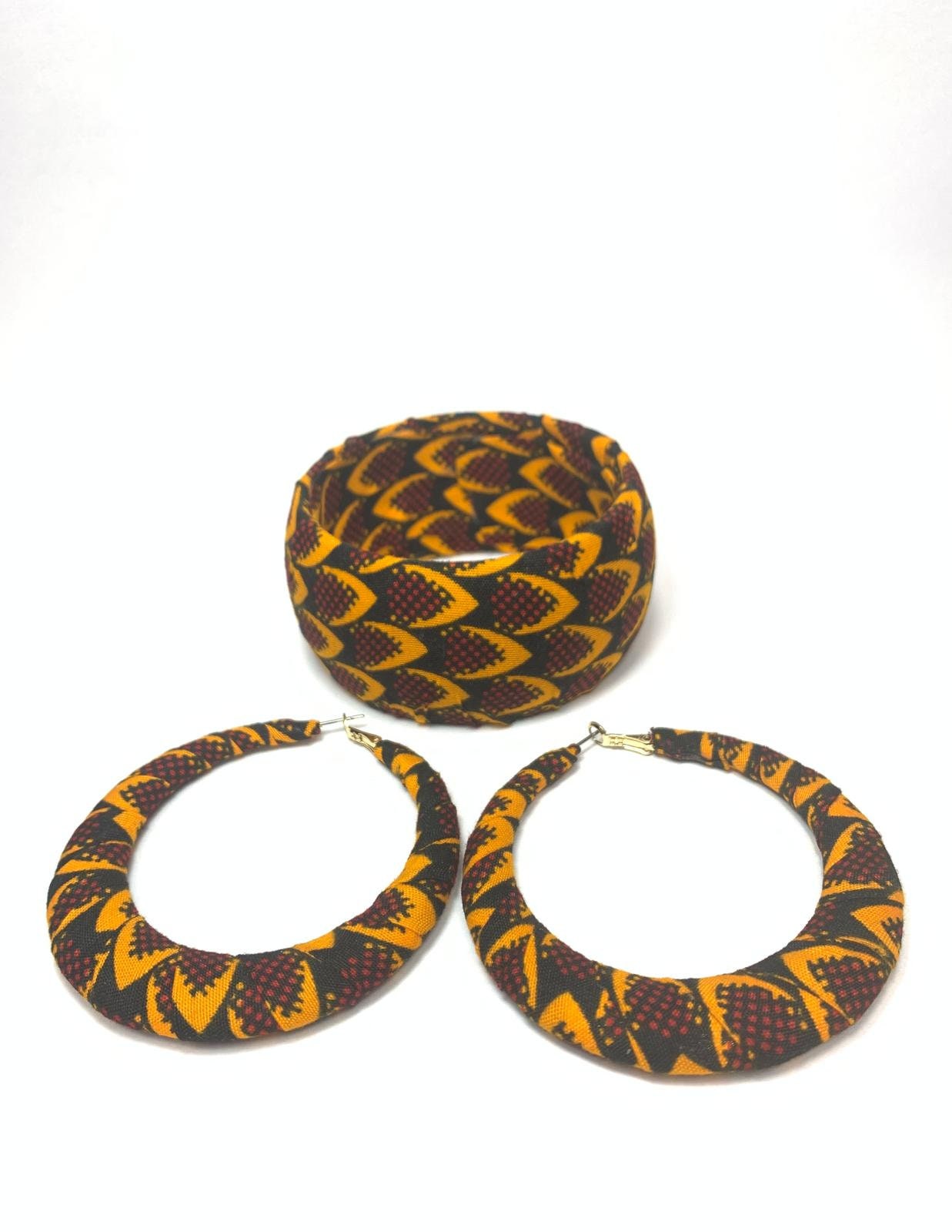 Yellow Tiger Claw Pattern Earrings Bracelet Set