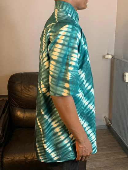 Chemise Batik Kampala Adire Wax Vert en Coton Homme - Teint à la Main