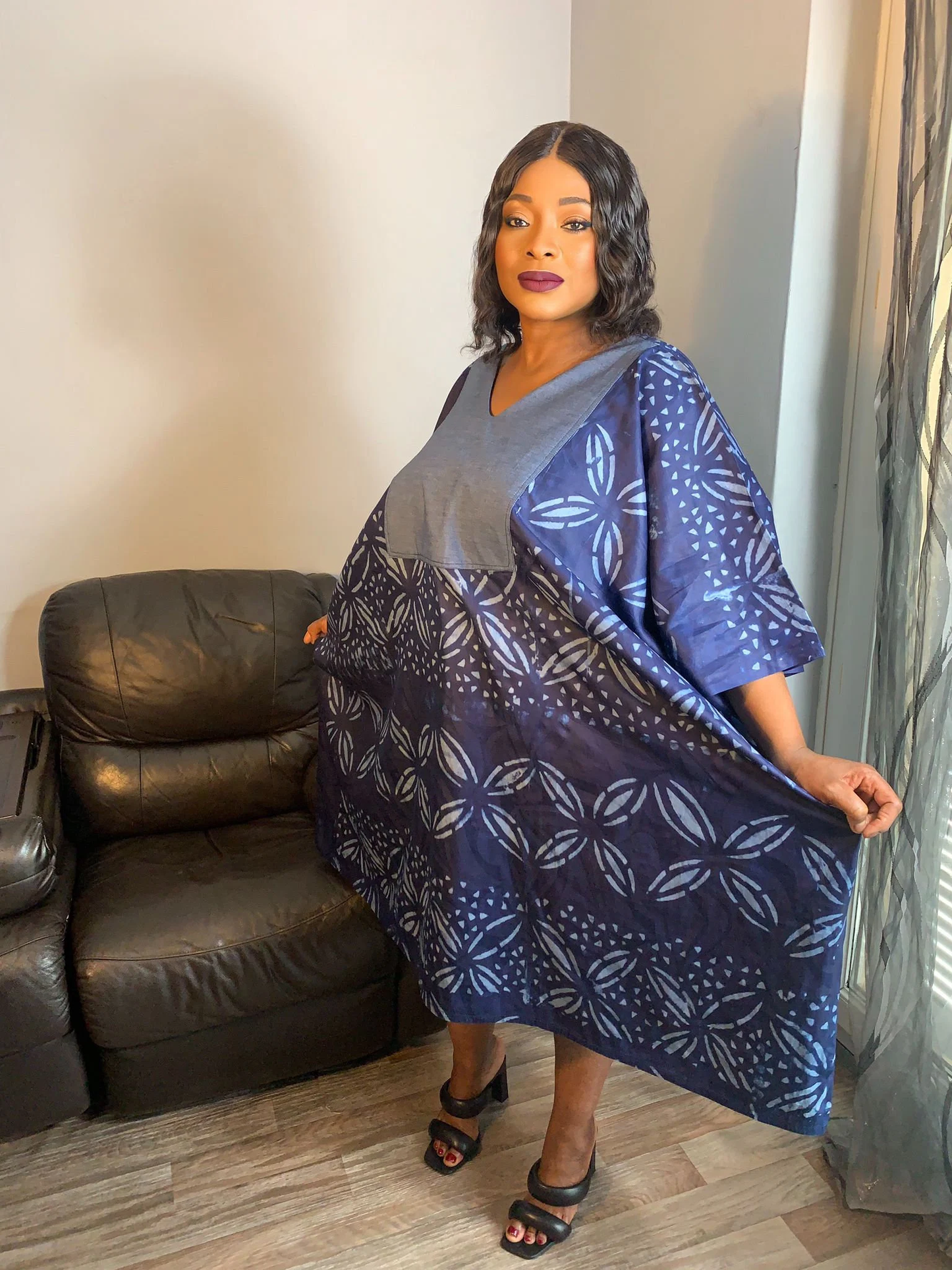 Robe femme,  indigo , batik , kampala, Adire Tye and Dye.