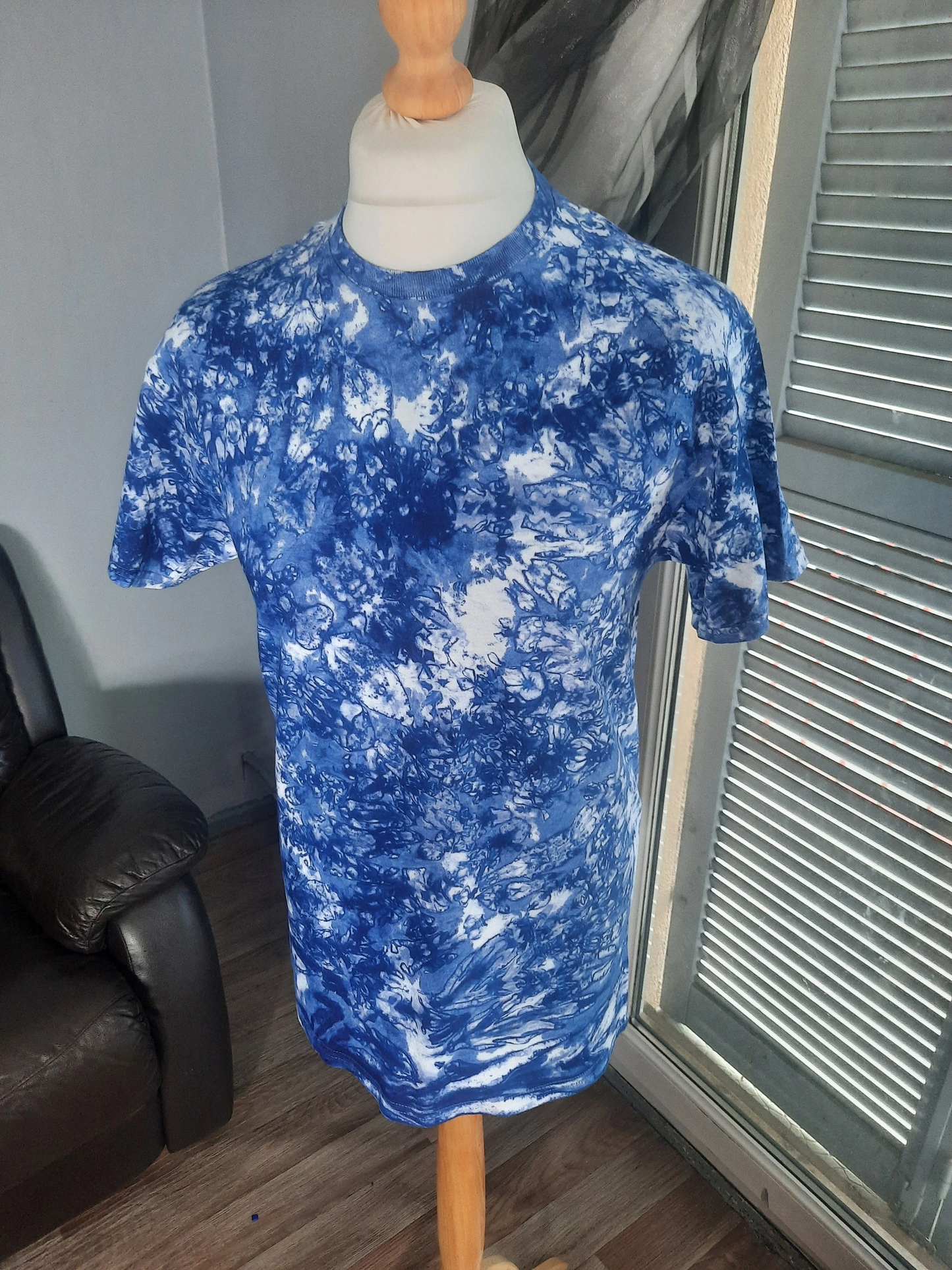 T-Shirt Indigo Tye and Dye Adire