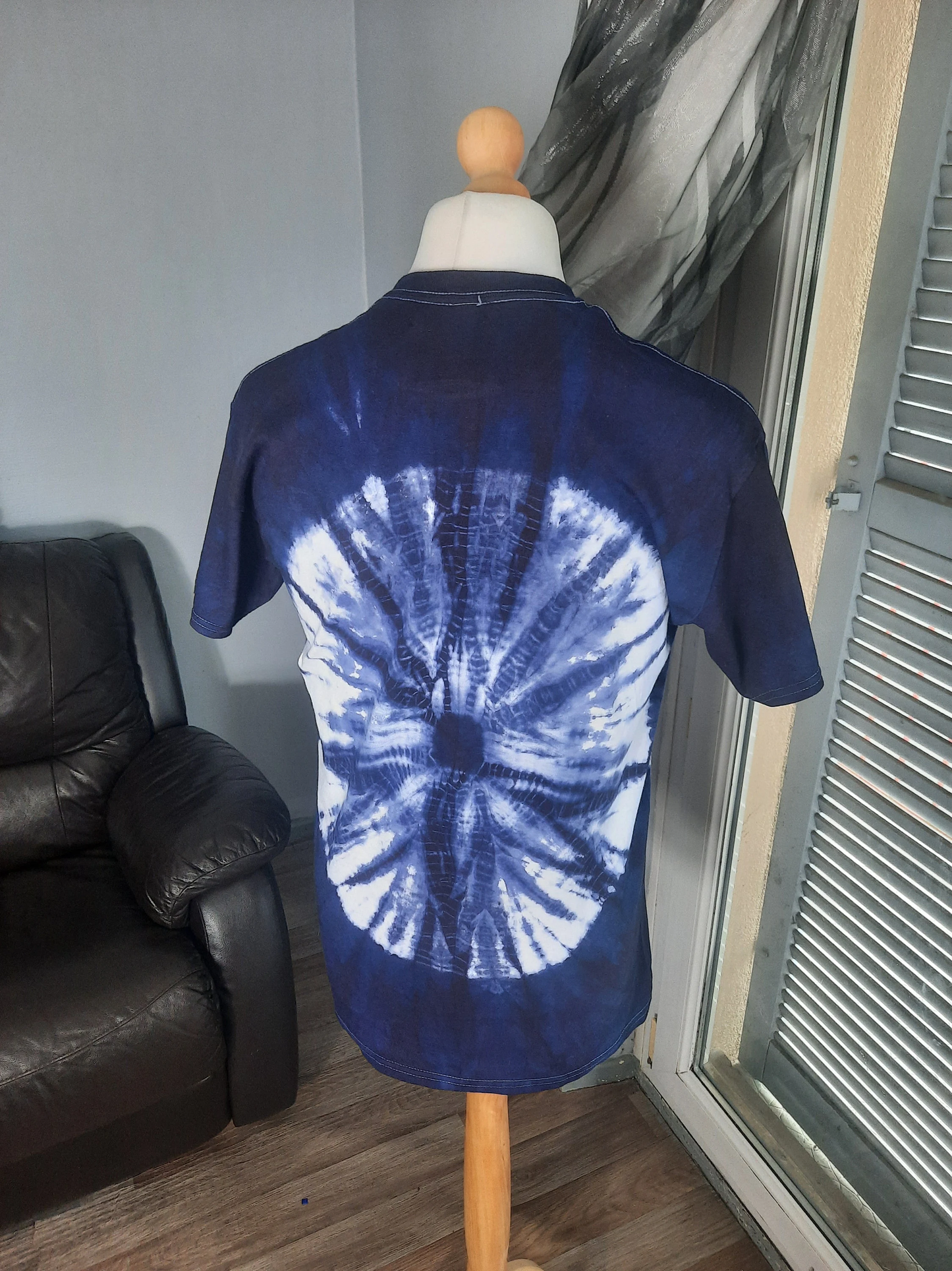 T-Shirt Indigo Tye and Dye Adire