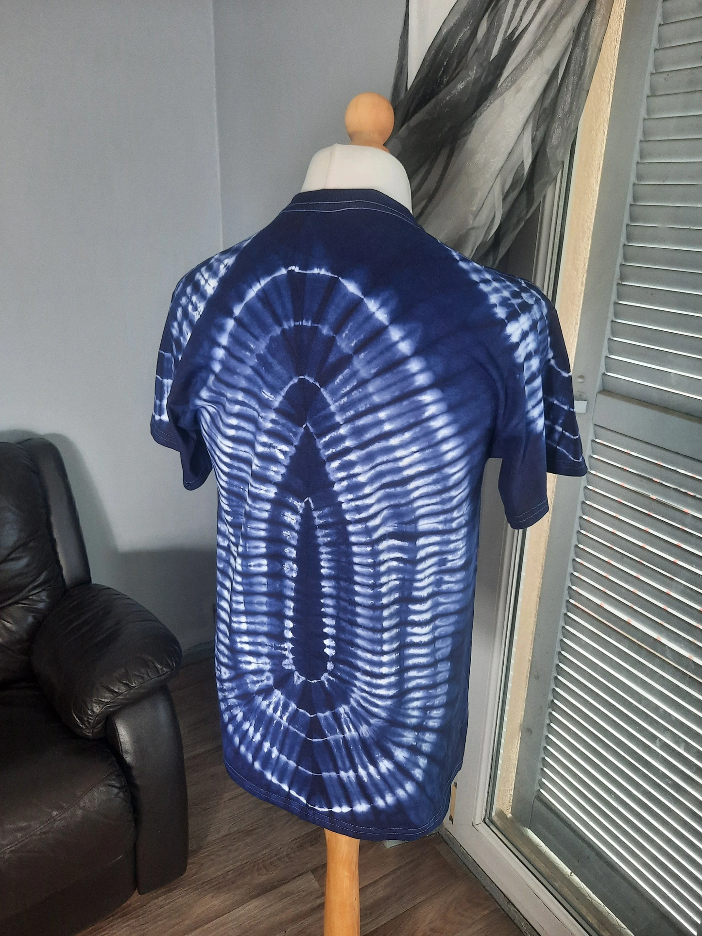 T-Shirt Indigo Tye and Dye Adire